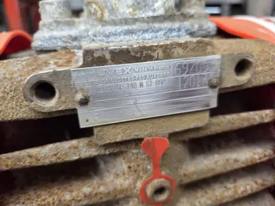 Compressor de Palhetas Mouvex Enterprise 140 (2017) – Camião Cisterna