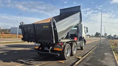Renault Kerax 410 DXI Bi-Basculante