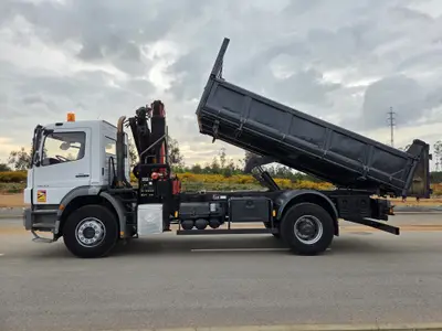 Mercedes-Benz Axor 1833