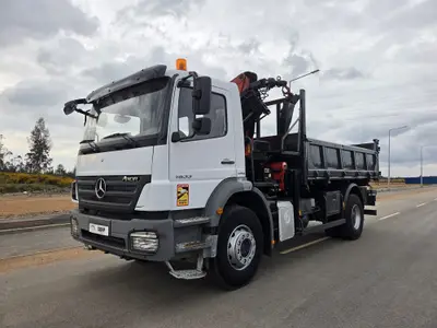 Mercedes-Benz Axor 1833