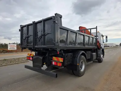 Mercedes-Benz Axor 1833