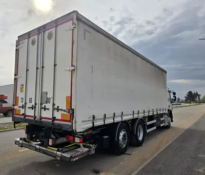 Renault D Wide 380 DXI 26T