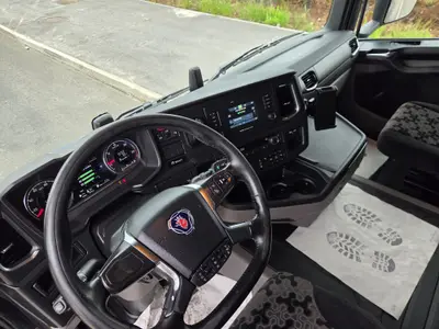 Scania 420R