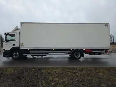 Scania P340