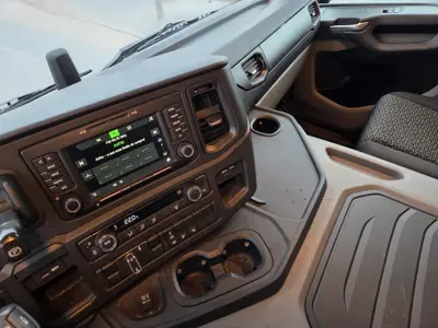 Scania P340