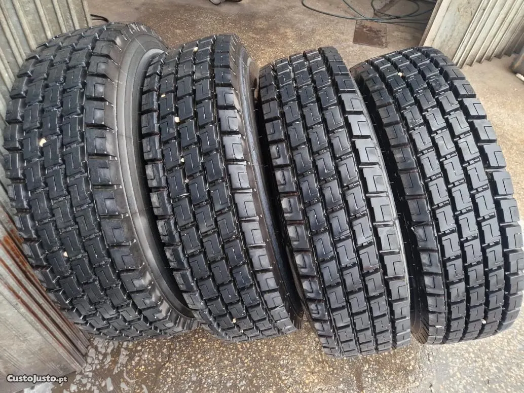 Pneus Ovation 295/80 R22.5