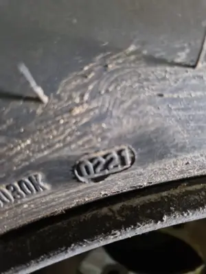 Pneus Pirelli 315/60 22.5