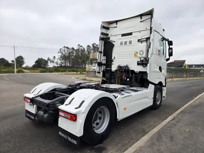 Renault T High 480