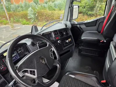 Renault T High 480