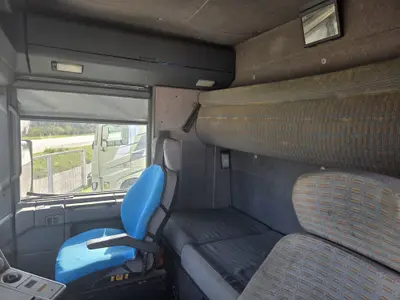 Renault AE Magnum 520