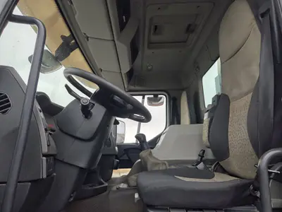 Renault Lander 380 DXI 6×2